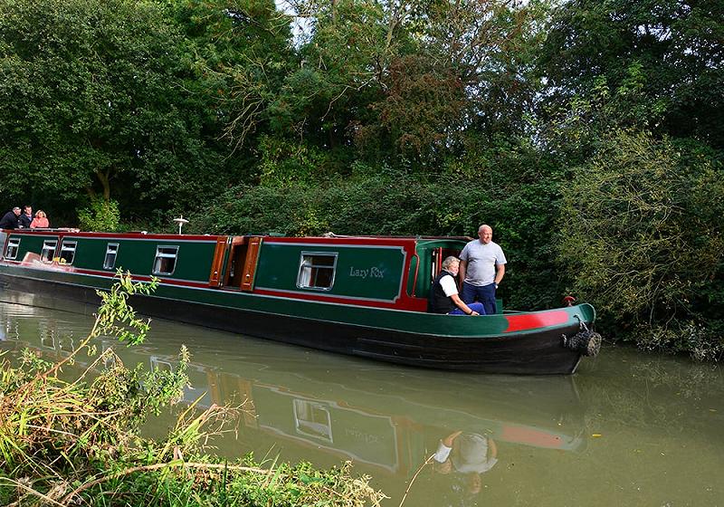 Lazy Fox boat image