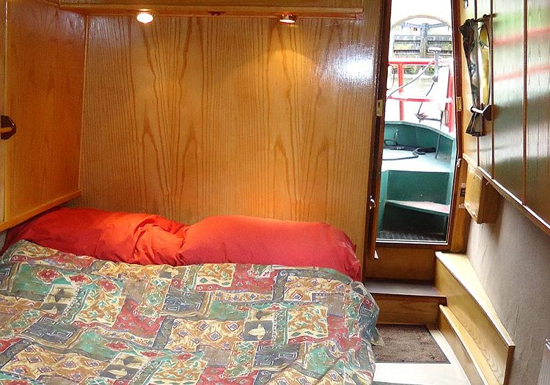 Foxglacier boat image