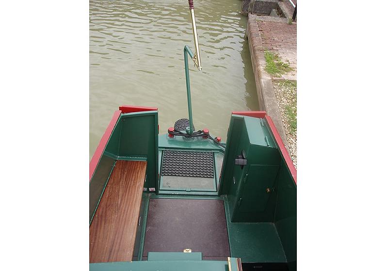 Snooty Fox boat image