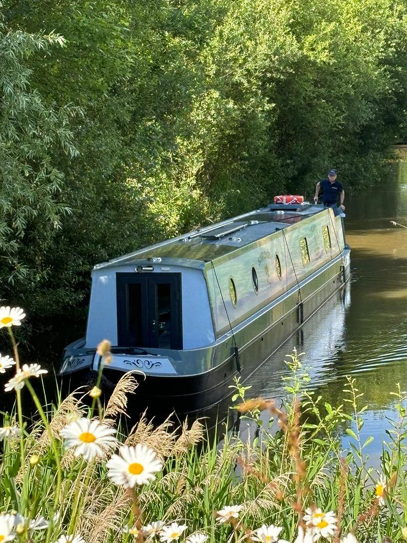 Sunflower - Serial Hybrid with Electric Drive boat image