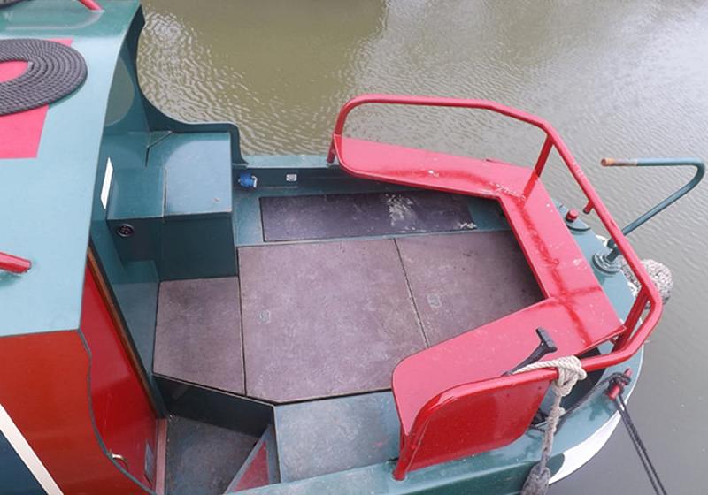 Foxglacier boat image
