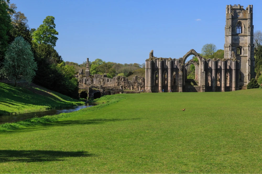 Fountains Abbey ruins, North Yorkshire, UK